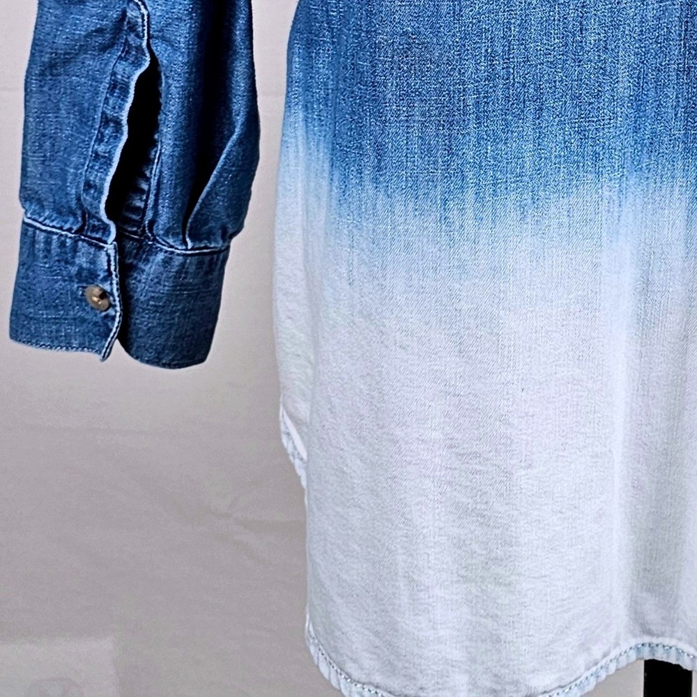 Beautiful J. Jill Denim Shirt Ombre Dip Dye Collarless Button Down Blue White M - Picture 11 of 13